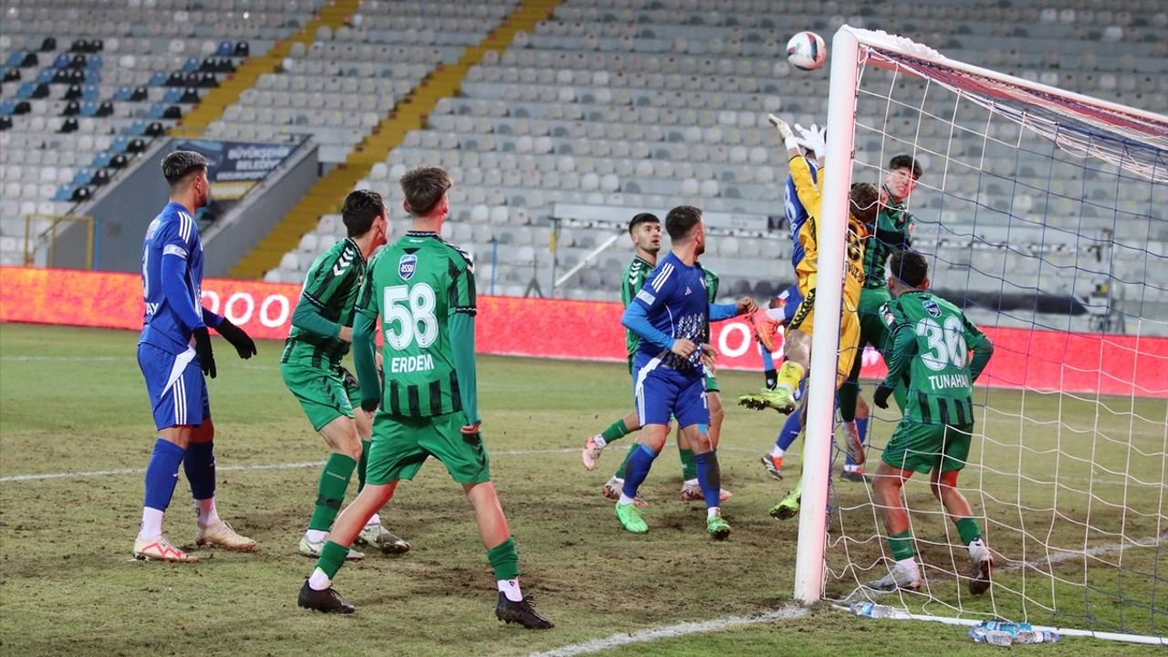 Erzurumspor, Ziraat Türkiye Kupası'nda Sakaryaspor'u Geçti