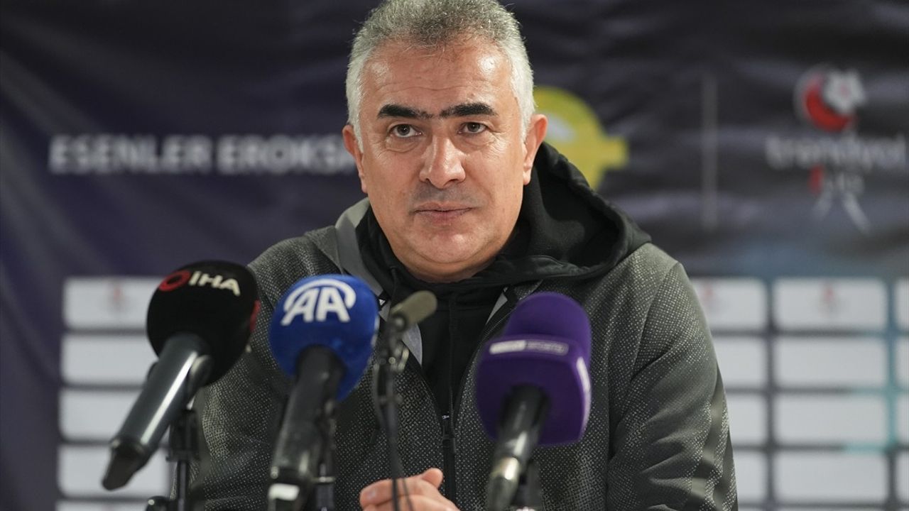 Esenler Erokspor-Bandırmaspor Maçı Sonrası Teknik Direktörler Açıklamalarda Bulundu