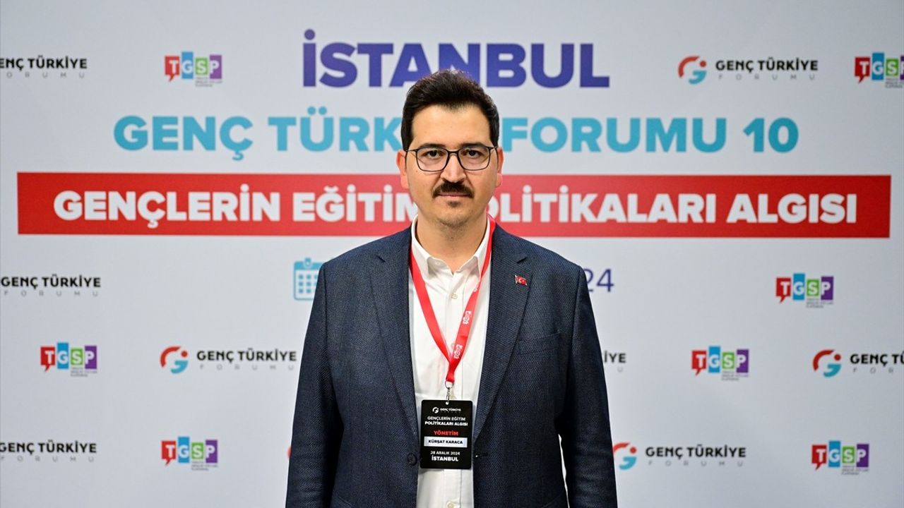 Genç Türkiye Forumu’nda Eğitim Politikaları Üzerine Tartışmalar Yapıldı