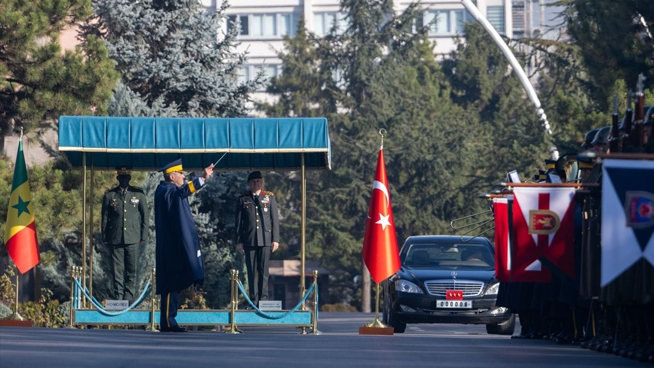 Genelkurmay Başkanı Gürak, Senegalli Mevkidaşı Cisse ile Görüştü