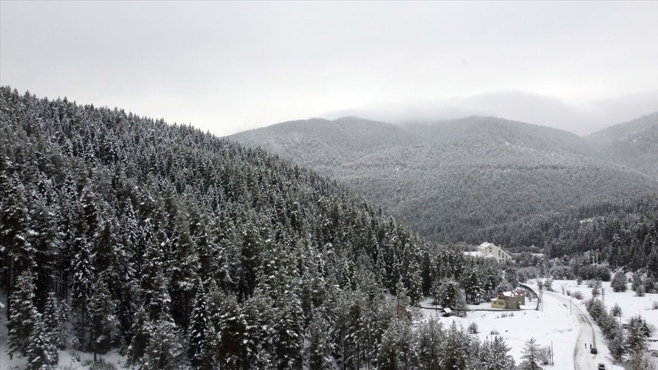 Ilgaz Dağı'nın Kış Manzarası Dronla Görüntülendi