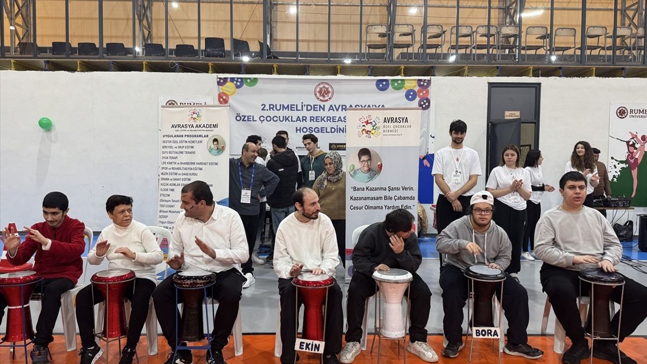 İstanbul Rumeli Üniversitesi'nde Özel Gereksinimli Çocuklar İçin Şenlik Düzenlendi