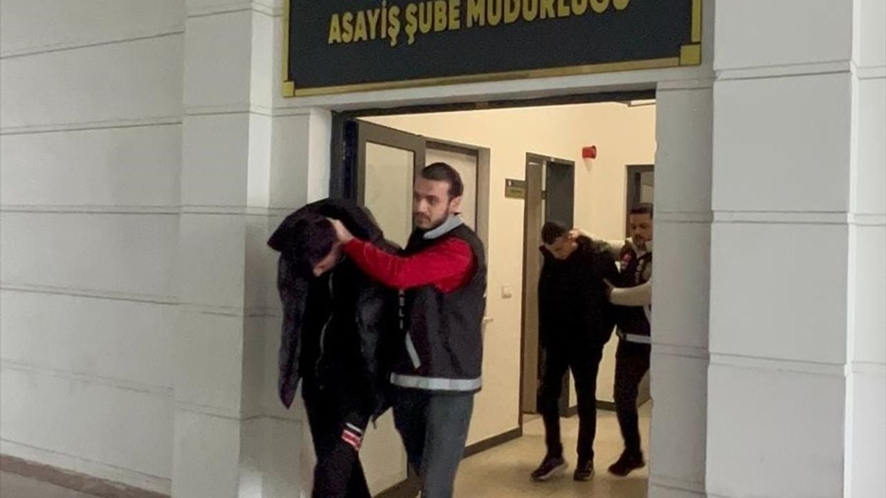 Kocaeli'de Dolandırıcılık Şebekesi Çökertildi: 4 Tutuklama