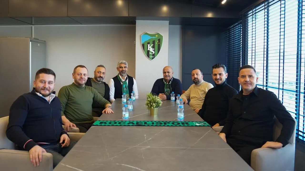 Kocaelispor, Teknik Direktör İsmet Taşdemir ile Anlaştı