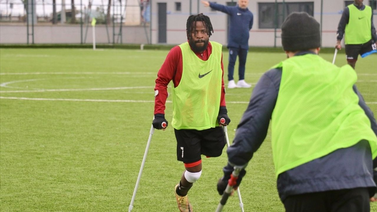 Manuel Chiquete: Bacağını Kaybetmesine Rağmen Futbola Dönüş Hikayesi