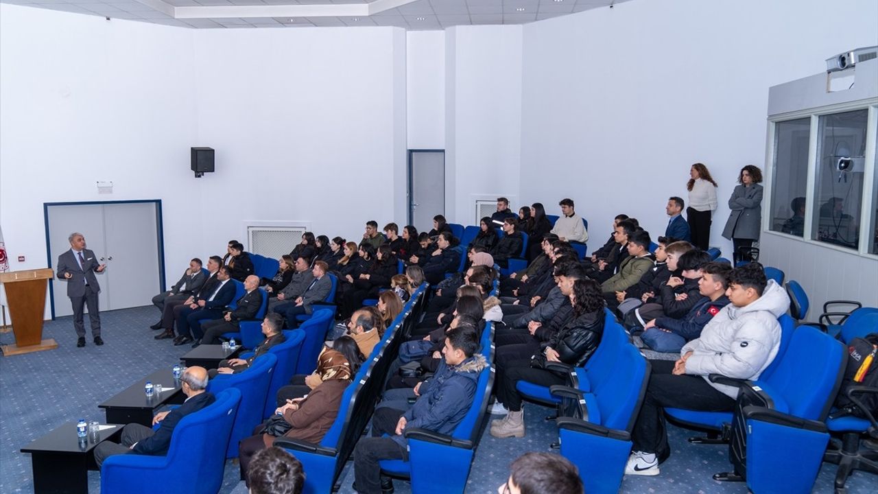 MSB 5. Ana Bakım Fabrika Müdürlüğü Öğrencilere Kapılarını Açtı