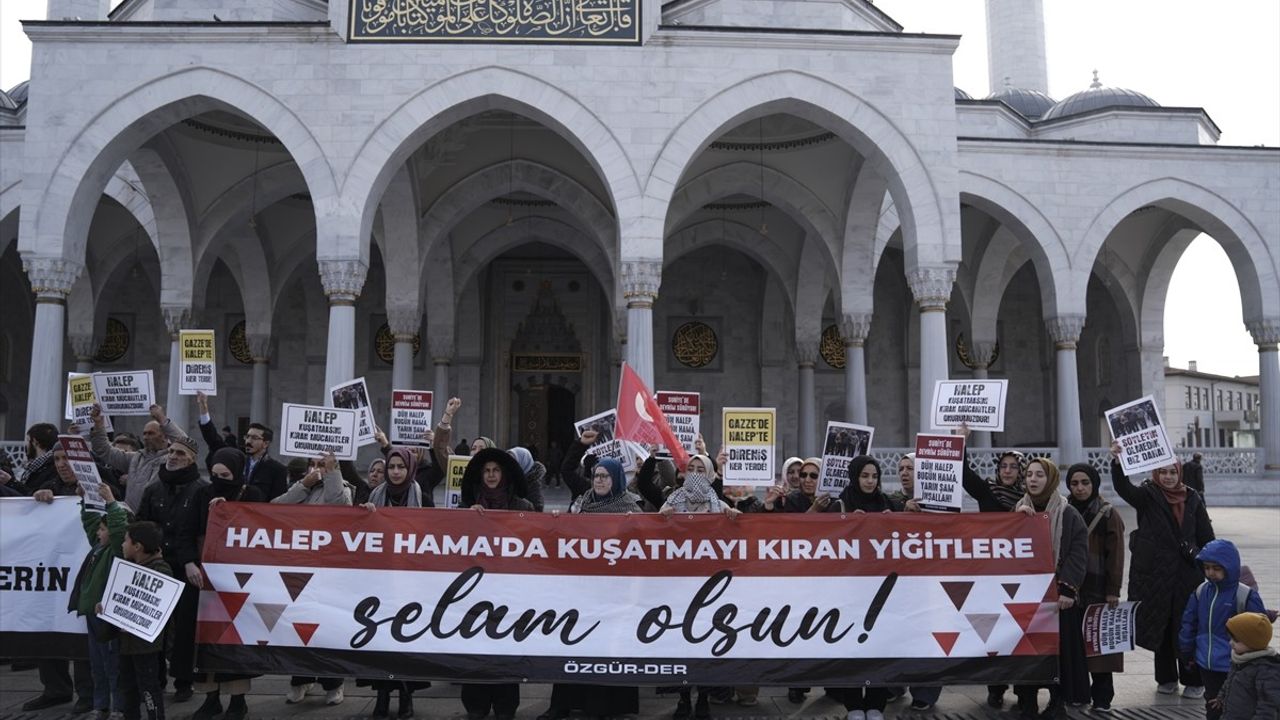 Özgür-Der, Suriye Rejim Karşıtı Mücadeleye Destek Açıkladı