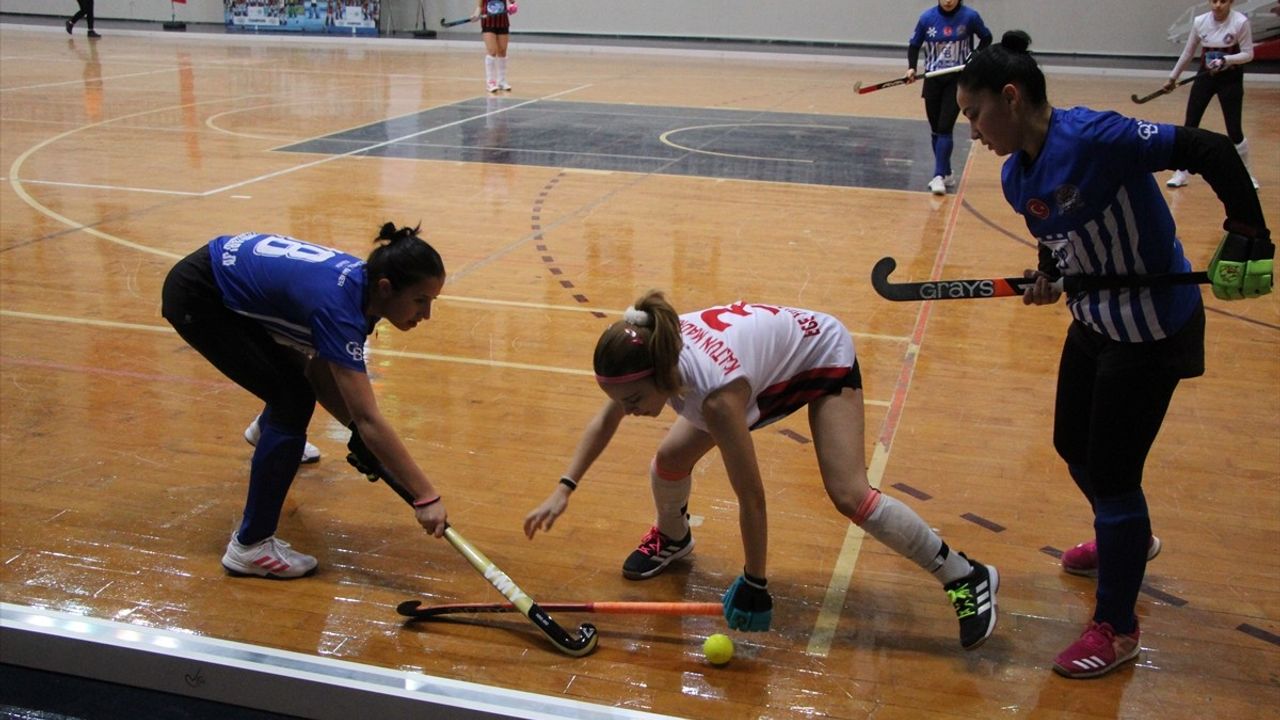 Salon Hokeyi Kadınlar Süper Ligi 2024-2025 Sezonu Alanya'da Başladı