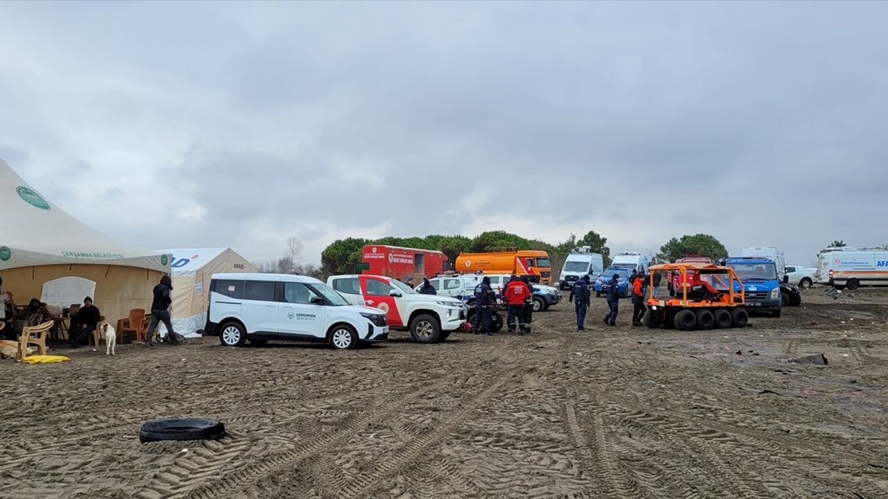 Samsun'da Kayıp Balıkçı İçin Arama Çalışmaları Sürüyor