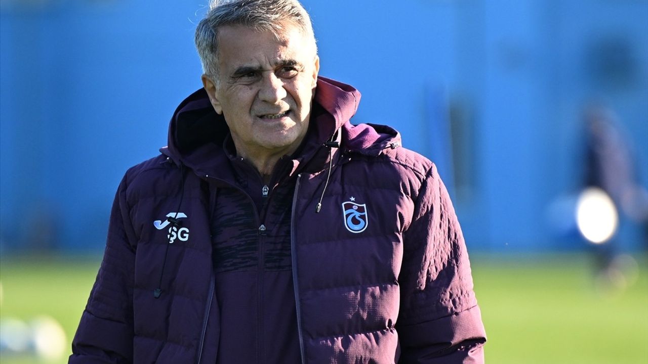 Şenol Güneş: Trabzonspor'da Kriz Dönemini Aşacağız