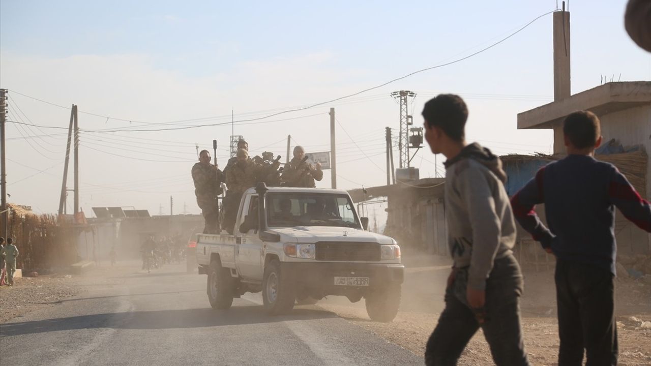 Suriye Milli Ordusu Münbiç'te Arama Tarama Faaliyetlerine Devam Ediyor