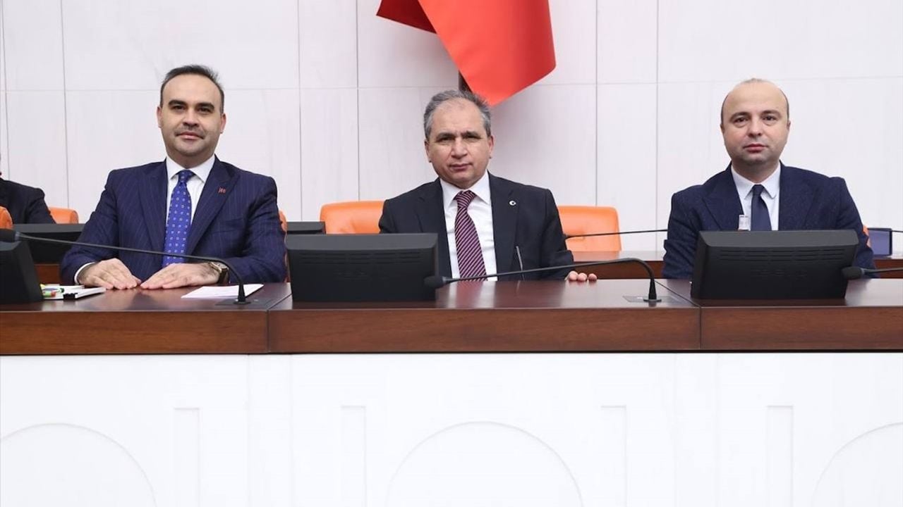 TBMM Genel Kurulu'nda 2025 Bütçesi Görüşülüyor: TOGG Milli İftihar Kaynağımız