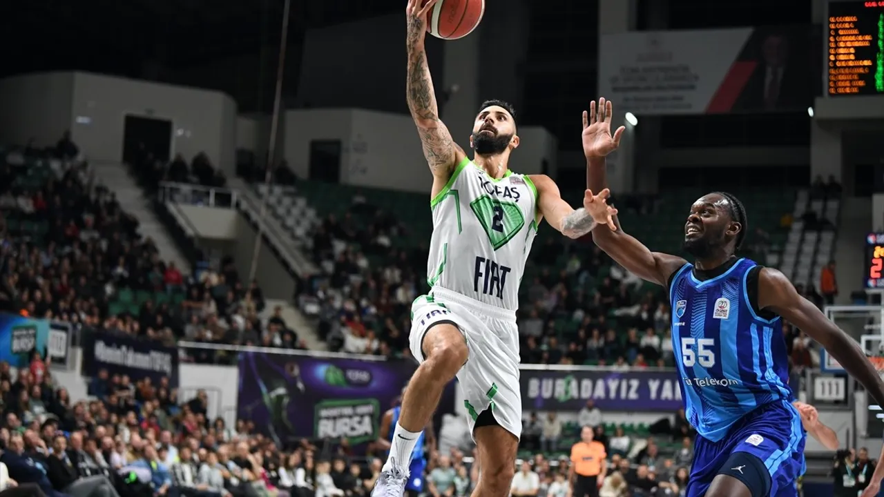 TOFAŞ, Türk Telekom'u 93-82 Yenerek Zaferle Ayrıldı