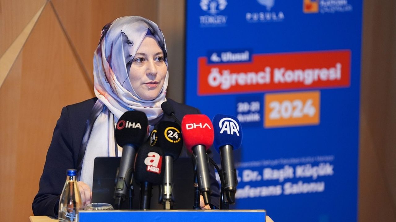 TÜRGEV 4. Ulusal Öğrenci Kongresi İstanbul'da Başladı