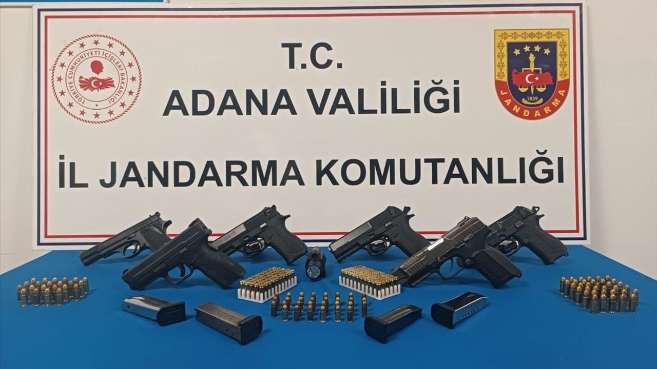 Adana'da 6 Ruhsatsız Tabanca Ele Geçirildi: 2 Şüpheli Tutuklandı