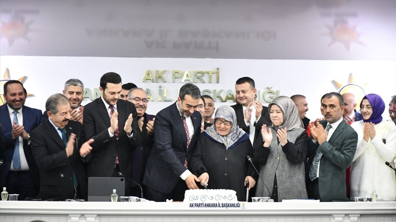 AK Parti Ankara İl Başkanı Özcan, Üye Kaydı Başarısını Açıkladı