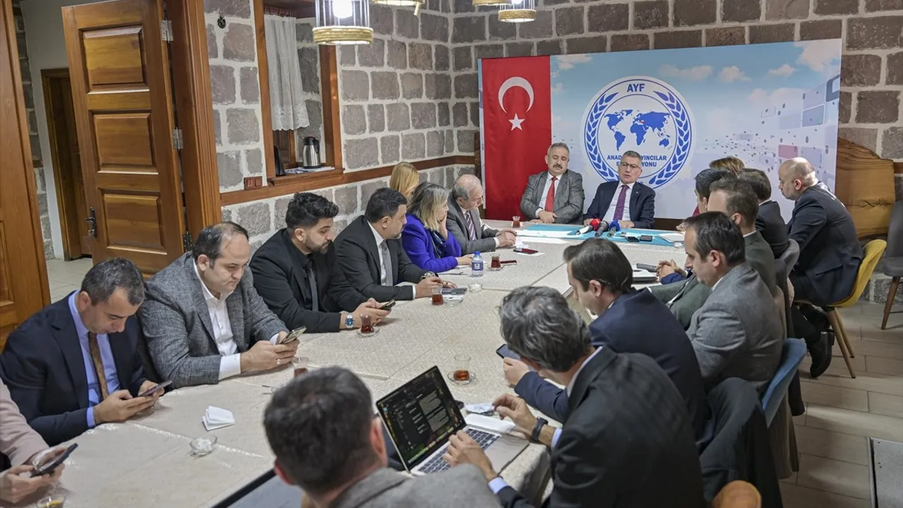 AK Parti TBMM Grup Başkanı Güler'den Terörle Mücadele ve Sosyal Medya Düzenlemesi Açıklamaları