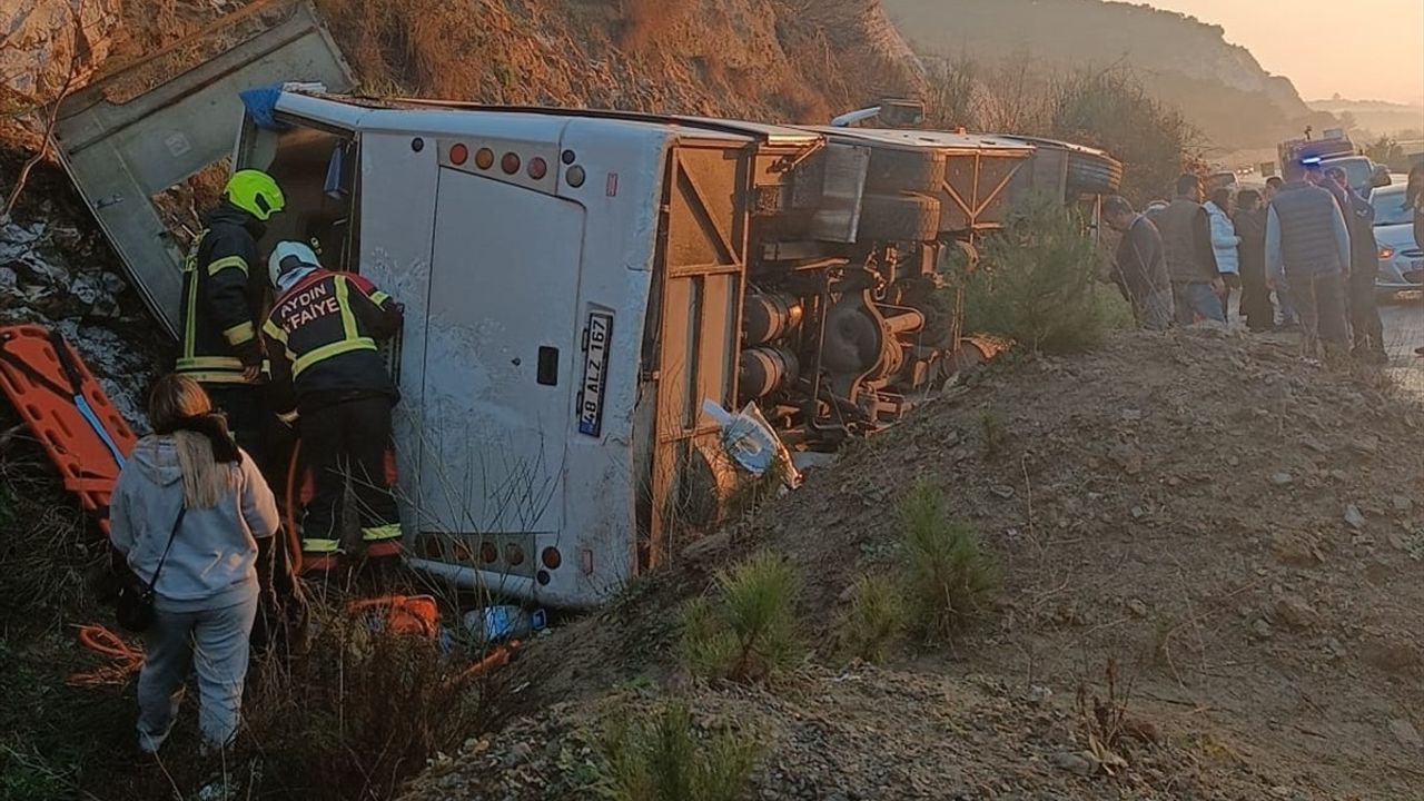 Aydın'da Tur Midibüsü Devrildi: 23 Yaralı