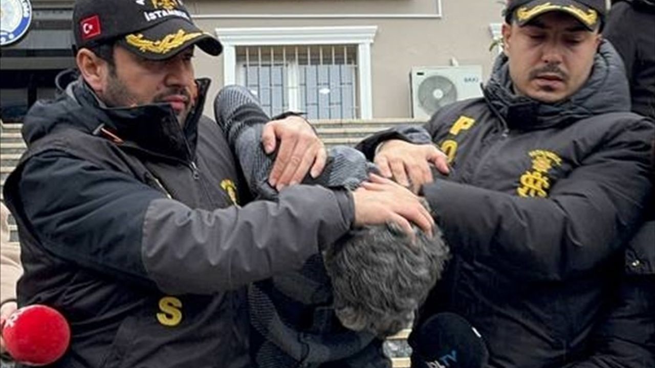 Bağcılar'da 12 Yaşındaki Kız Çocuğu Öldürüldü, 1 Zanlı Yakalandı