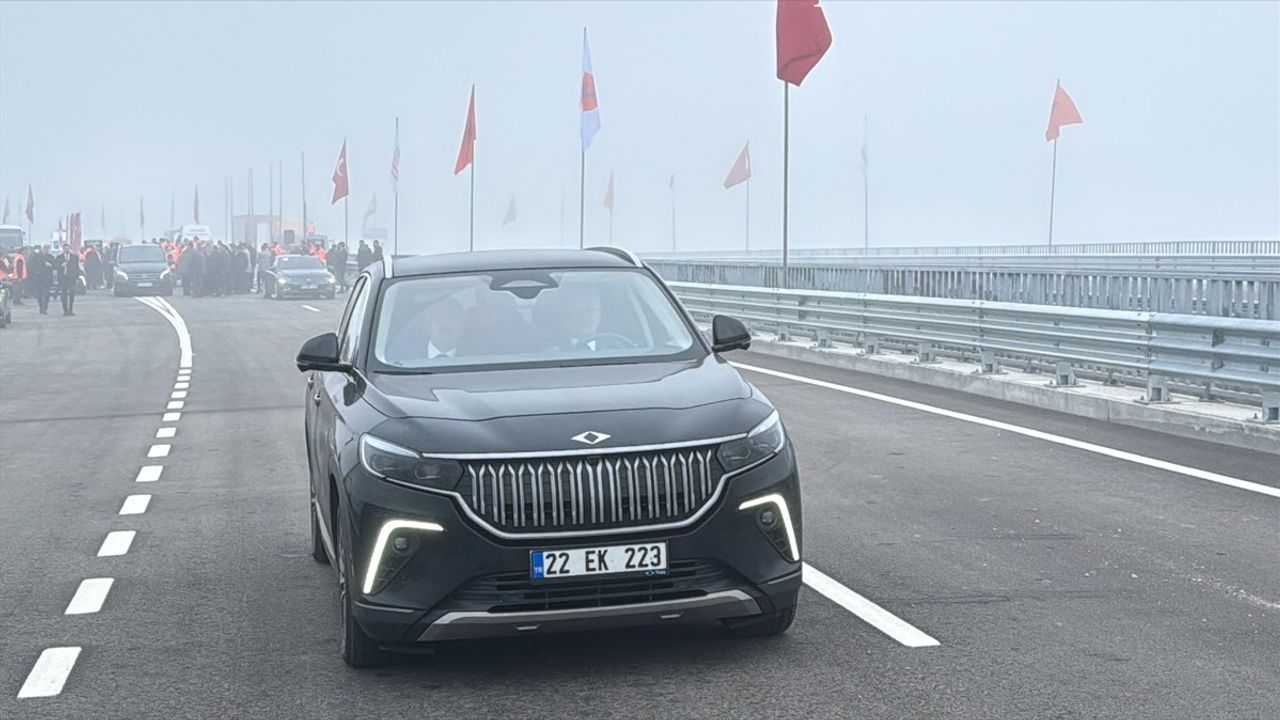 Bakan Uraloğlu'ndan Edirne'de Hızlı Tren ve Yeni Bağlantı Yolu Müjdesi