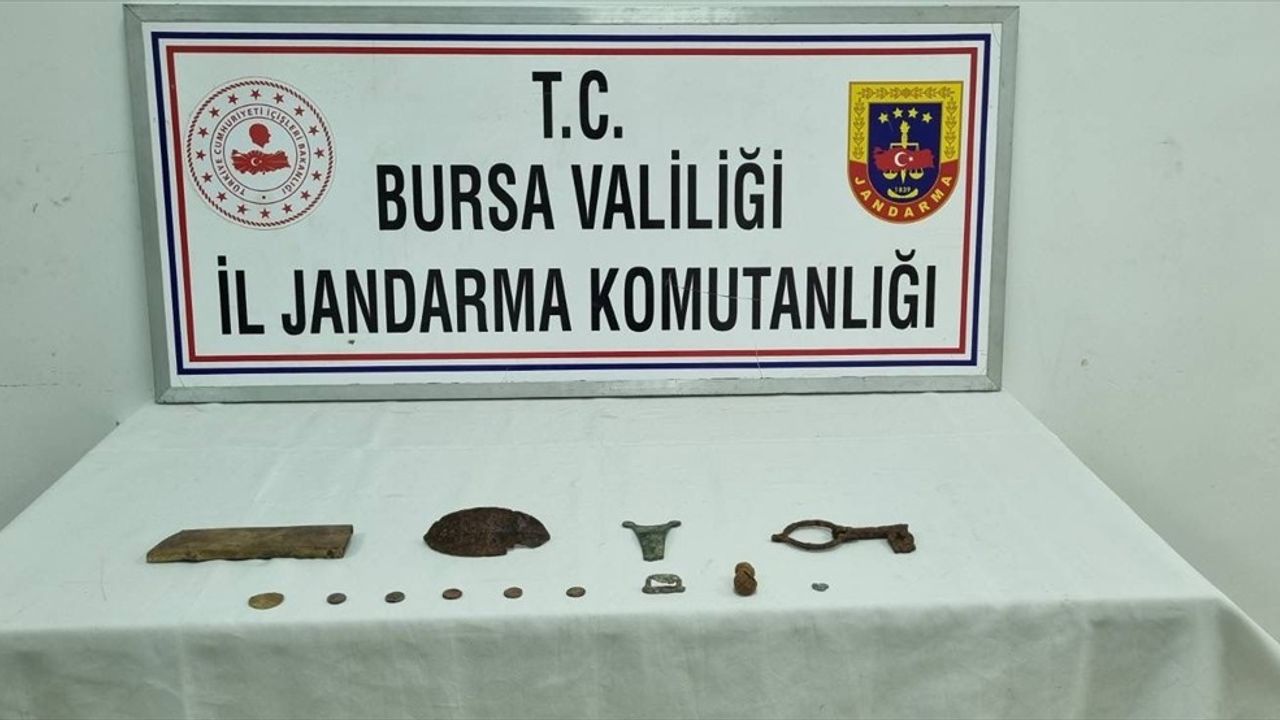 Bursa'da Kaçak Kazı Operasyonunda 7 Şüpheli Yakalandı