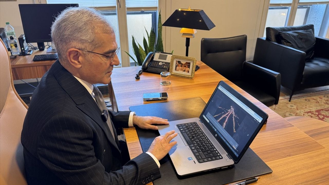 Büyükelçi Akçapar, AA'nın Yılın Kareleri Oylamasına Katıldı