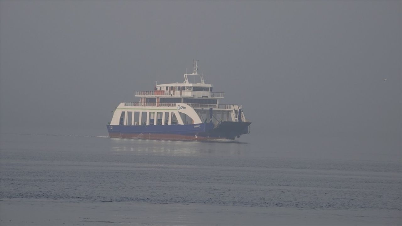 Çanakkale Boğazı'nda Vapurlar Yeniden Seferlere Başladı