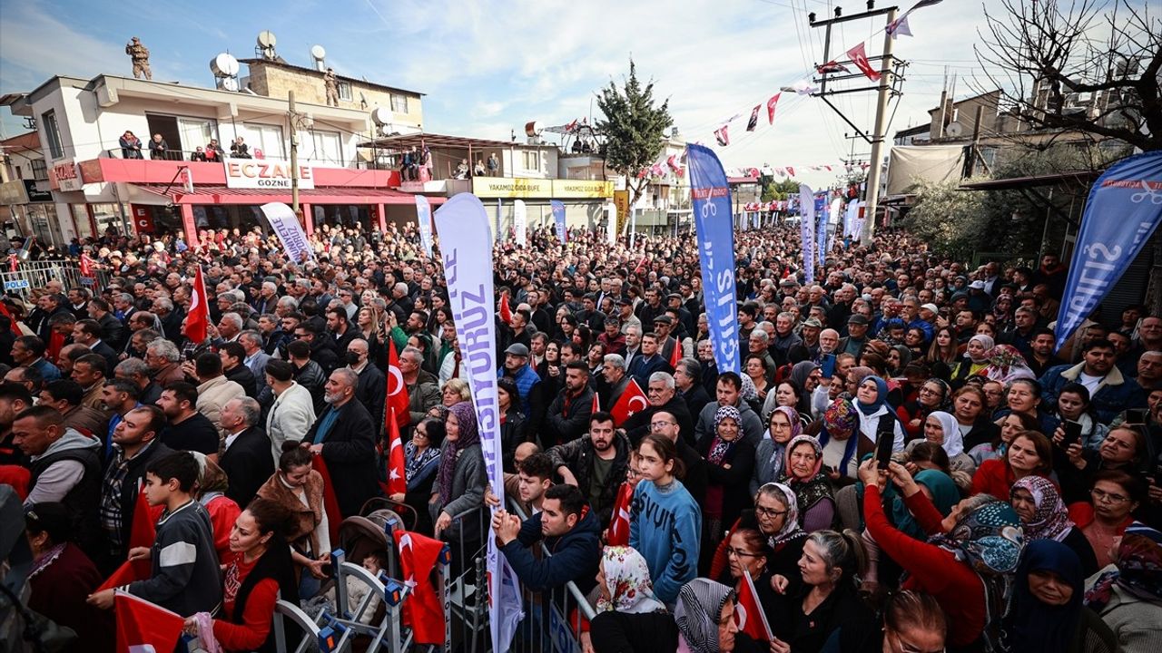 CHP Lideri Özel: Suriyeliler İçin Dönüş Takvimi Hızla Planlanmalı