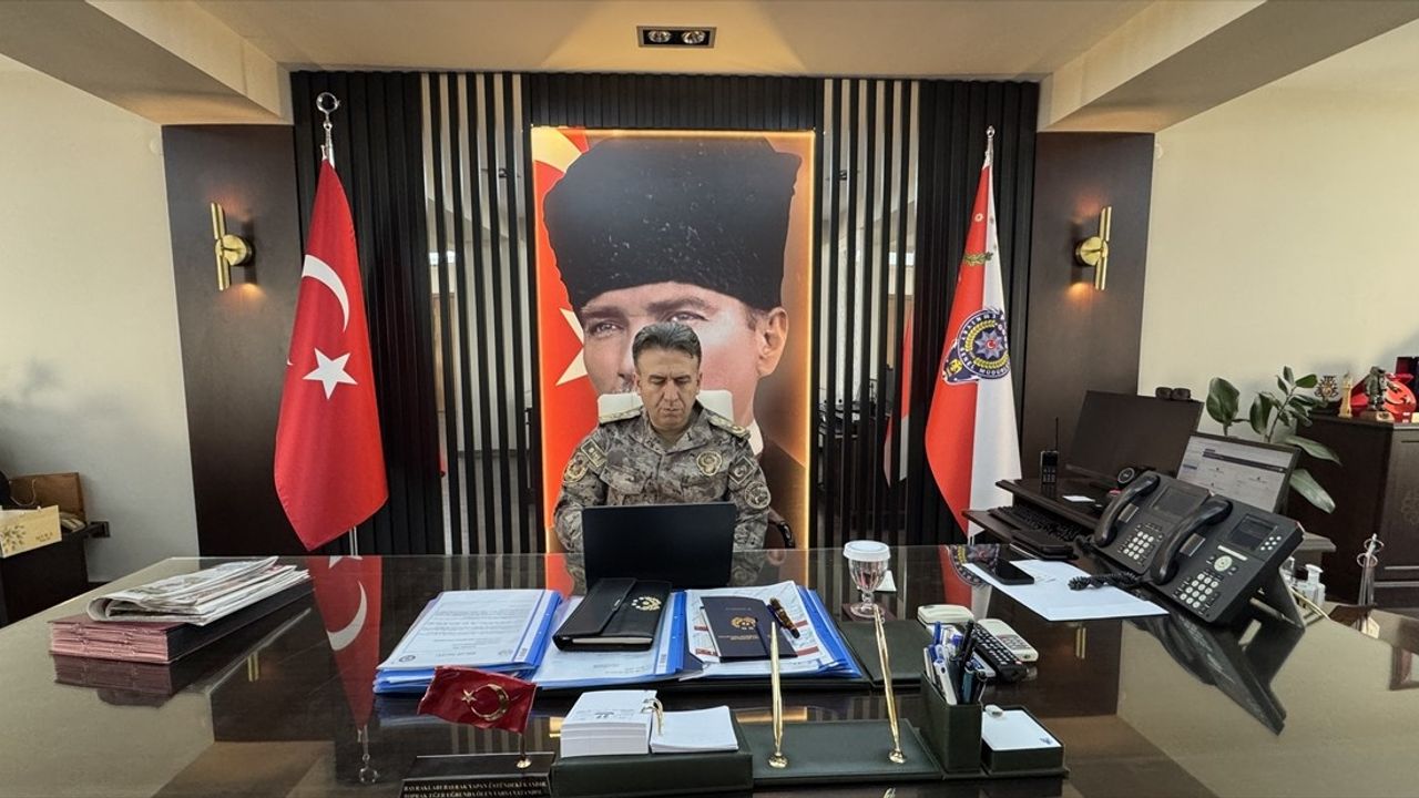 Çorum Emniyet Müdürü Arif Pehlivan, 'Yılın Kareleri' Oylamasına Katıldı