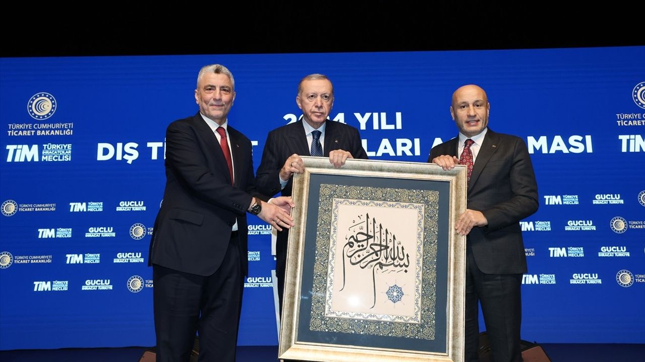 Cumhurbaşkanı Erdoğan, 2024 İhracat Rakamlarının Açıklanmasında Gelecek Hakkında Önemli Mesajlar Verdi