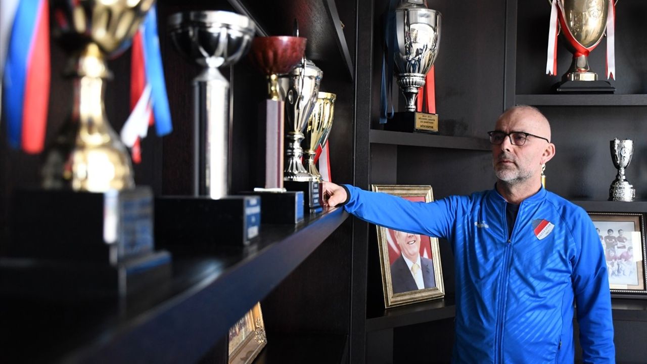 Düzce Cam Düzcespor'da Baba-Oğul Masörlük Geleneği