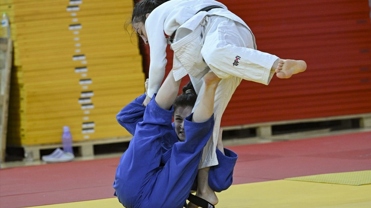 Emre Yazgan Türkiye Judo Şampiyonası Ankara'da Başladı