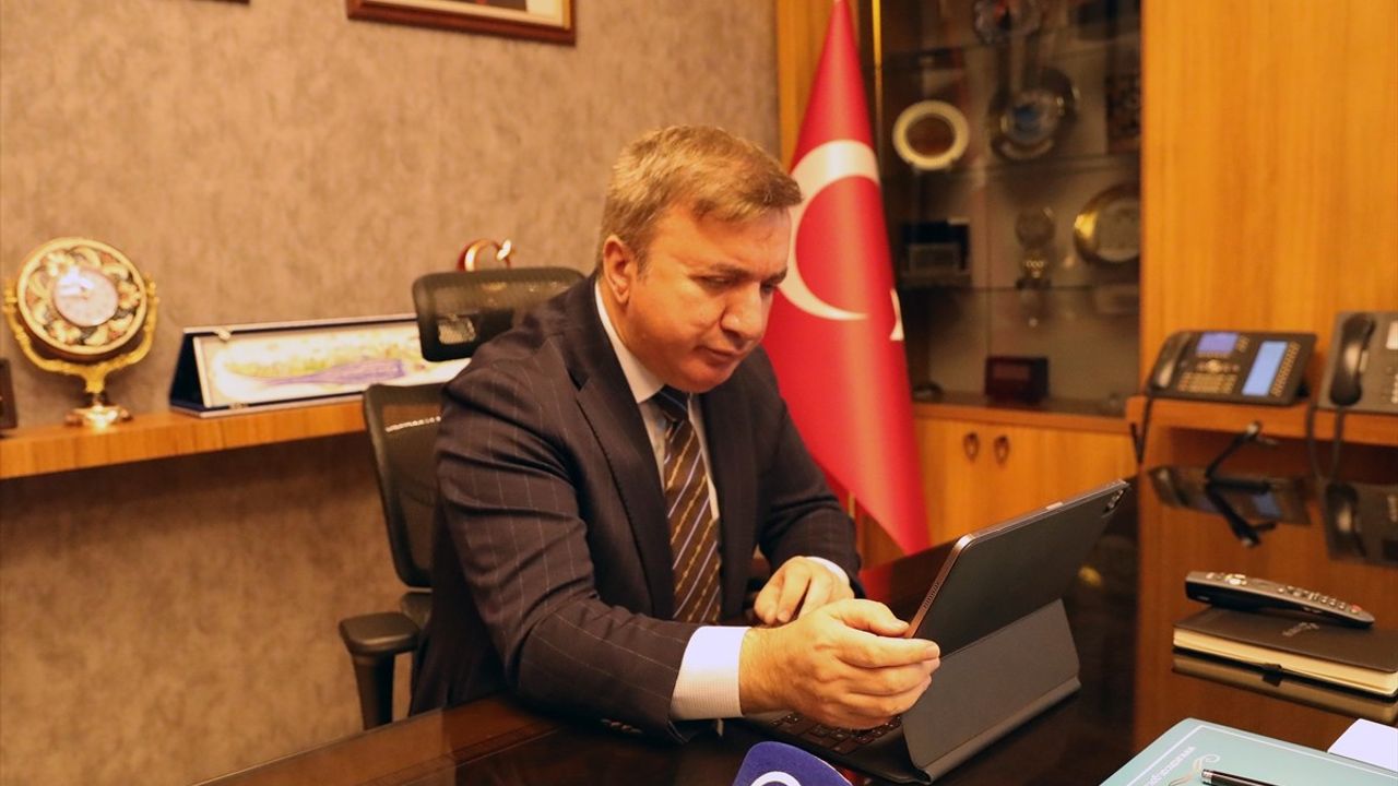 Erzincan Valisi Hamza Aydoğdu, AA'nın 'Yılın Kareleri' Oylamasında