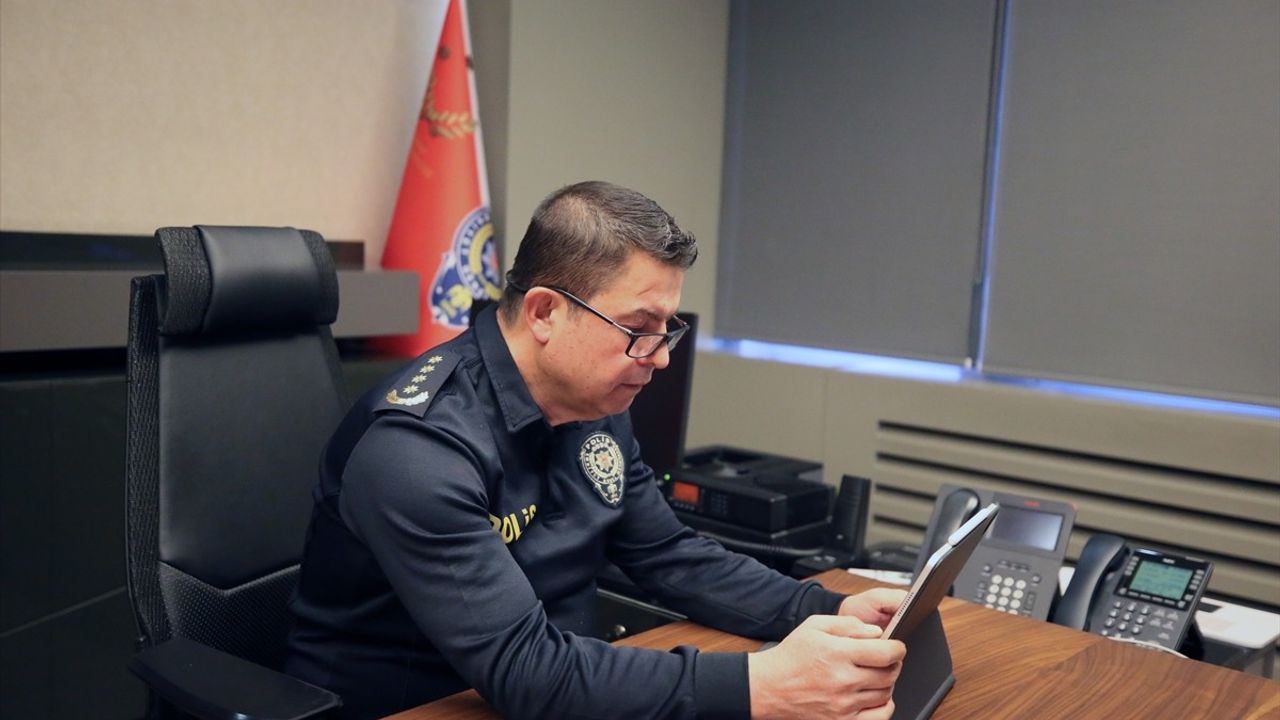 Gaziantep Emniyet Müdürü Celal Özcan, Yılın Kareleri Oylamasında Yer Aldı