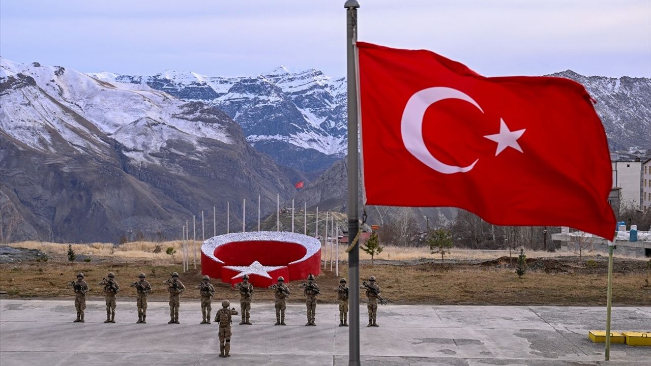 Hakkari'nin Keskin Nişancıları, Uluslararası Yarışmada İkincilikle Gururlandırdı