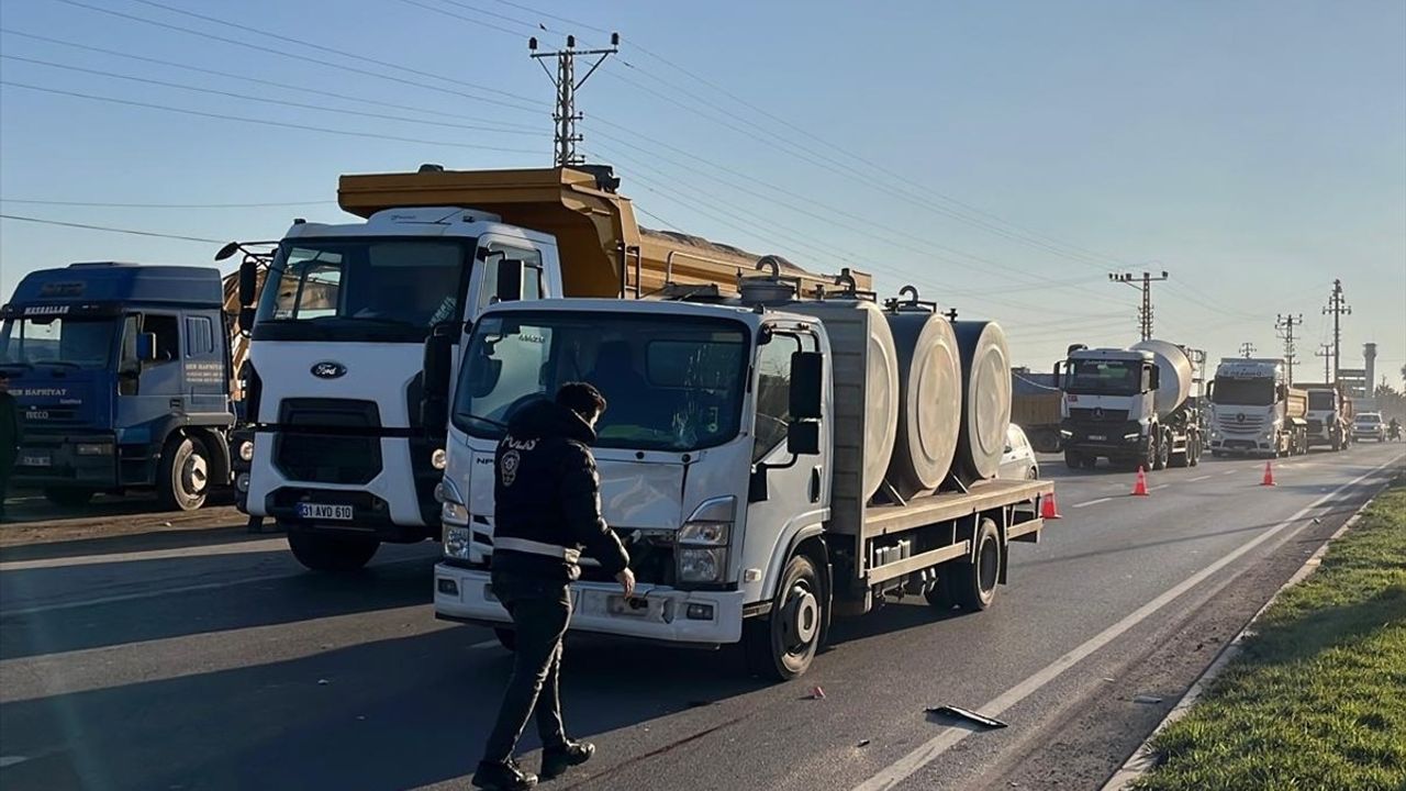 Hatay'da Kamyon Çarpması: Bir Yaya Hayatını Kaybetti