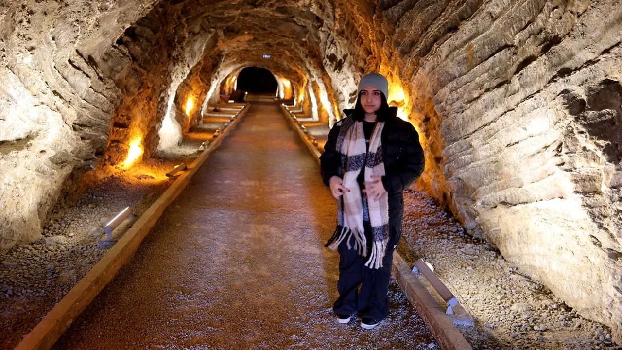 Iğdır Tuz Terapi Merkezi Kış Aylarında Turistlerin Gözdesi Oluyor