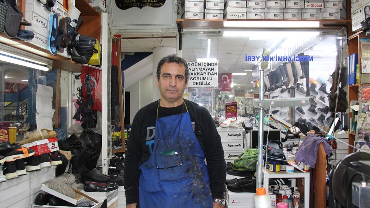 İsmail Usta: Isparta'nın 40 Yıllık Ayakkabı Tamircisi