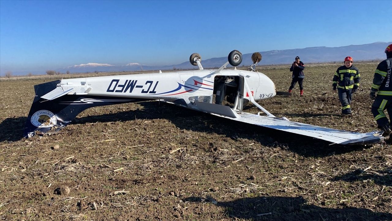 Isparta'dan Havalanan Eğitim Uçağı Denizli'de Sert İniş Yaptı, 1 Yaralı