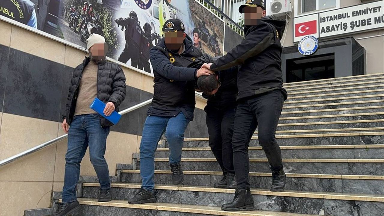 İstanbul'da Taksici, Müşterilerini Sarhoş Edip Taciz Etti İddiasıyla Gözaltına Alındı