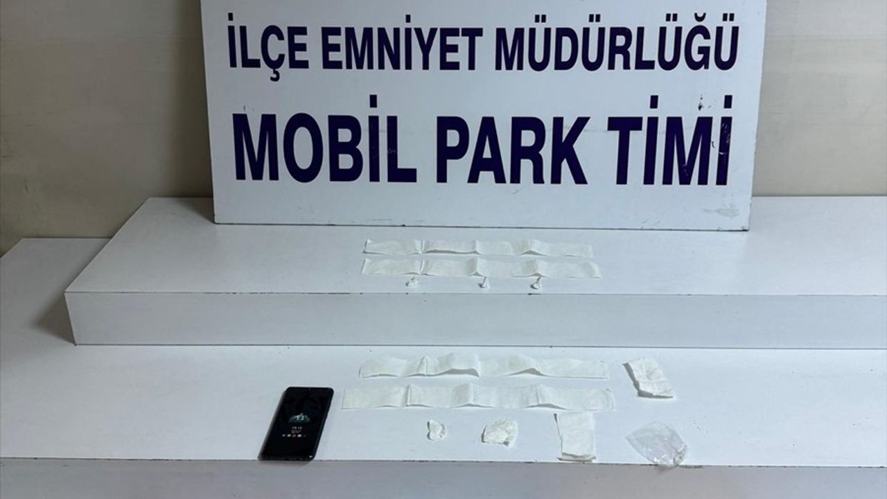 İstanbul Esenler'de Uyuşturucu Ticareti Yapan Şüpheli Tutuklandı