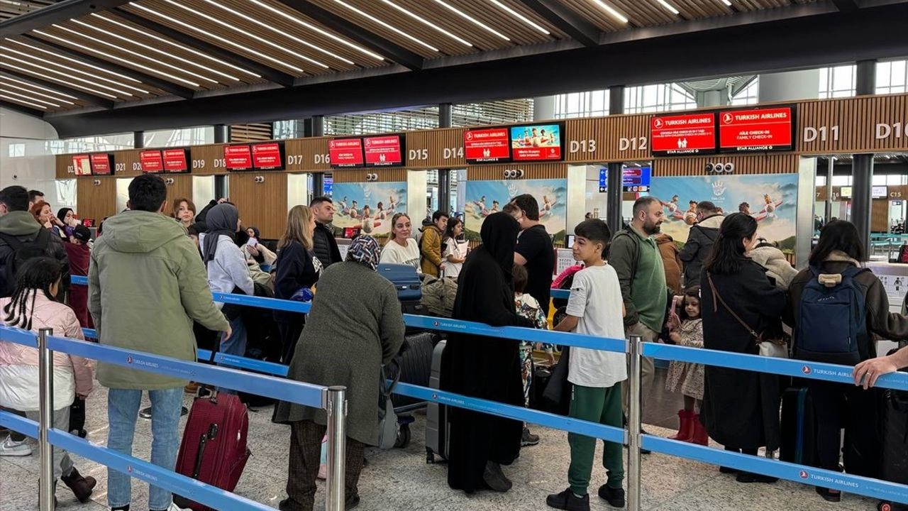 İstanbul Havalimanı'nda Yarıyıl Tatili Yoğunluğu Artıyor