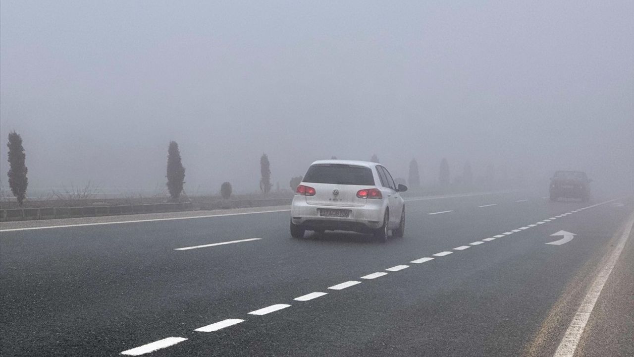 Kastamonu'da Sis Ulaşımı Olumsuz Etkiliyor