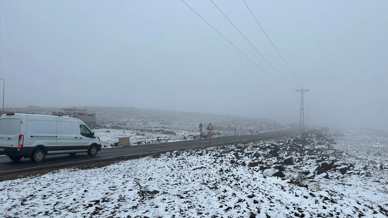 Kilis'te Yüksek Kesimlere Kar Yağdı