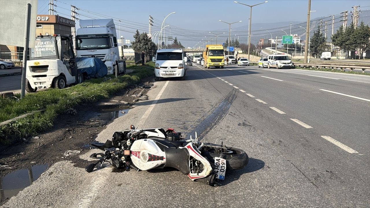 Kocaeli'de Motosiklet Trafik Kazasında Sürücü Hayatını Kaybetti