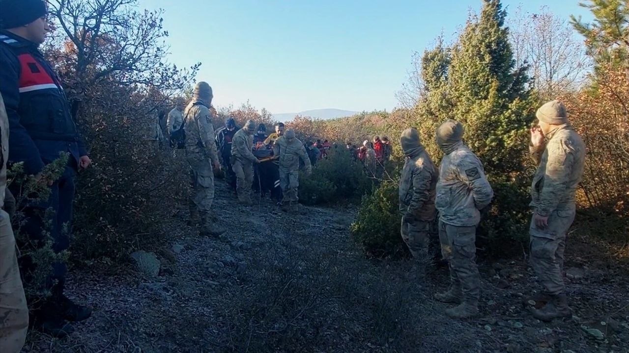 Kütahya'da Ormanda Donma Tehlikesi Geçiren Yaşlı Adam Hayatını Kaybetti