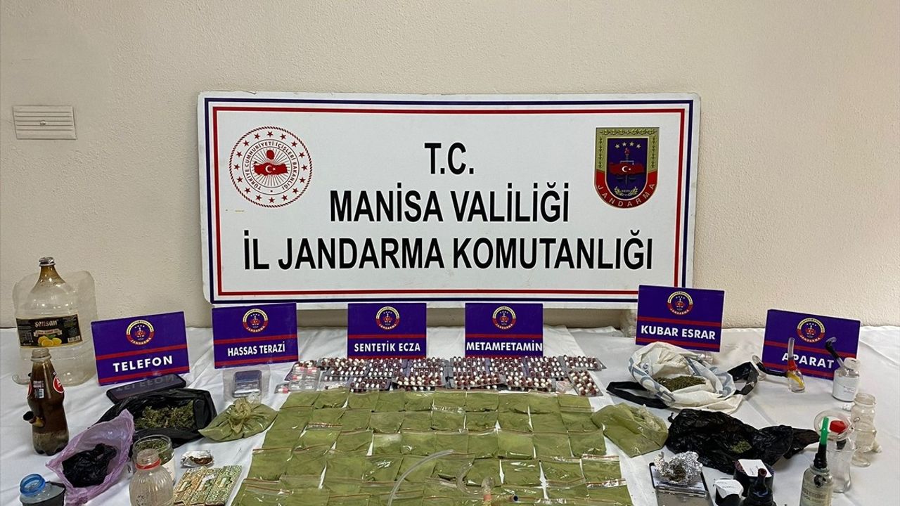 Manisa'da Narkotik ve Kaçakçılık Operasyonunda 10 Şüpheli Tutuklandı