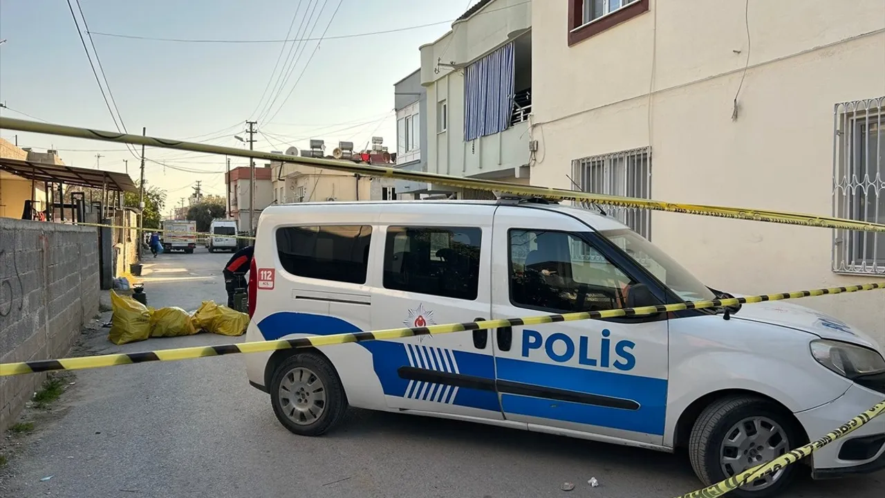 Mersin'de Zehirlenme Vakası: İki Çocuk Hayatını Kaybetti, Dört Çocuk Ankara'ya Sevk Edildi