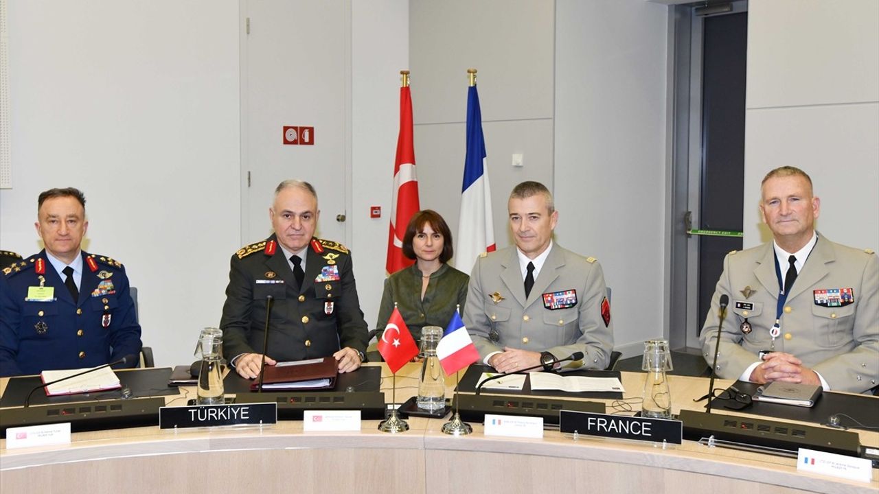 Orgeneral Gürak, Belçika'da NATO Genelkurmay Başkanlarıyla Görüştü