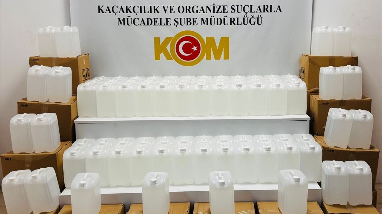 Samsun'da 1 Ton Etil Alkol Ele Geçirildi